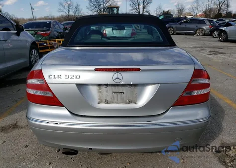 2005 Mercedes-Benz Clk 320 z USA, uszkodzony, nr VIN WDBTK65G35T055045